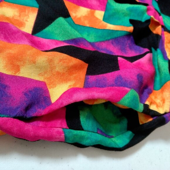 Vintage I&R Illusions Shorts Women Size 18 Bright Colorful Geometric Rayon Artsy - Picture 15 of 16